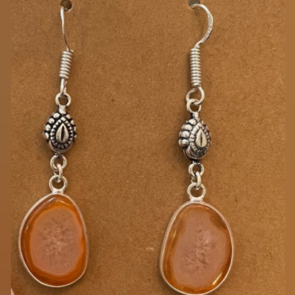 STERLING SILVER CARNELIAN DANGLE EARRINGS - Picture 1 of 1